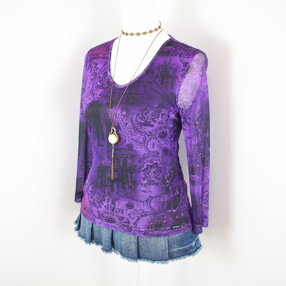 VTG 00s Y2K Guess Purple & Black Sheer Mesh Collage Graphic 3/4 Sleeve Top Sz M - Picture 2 of 6